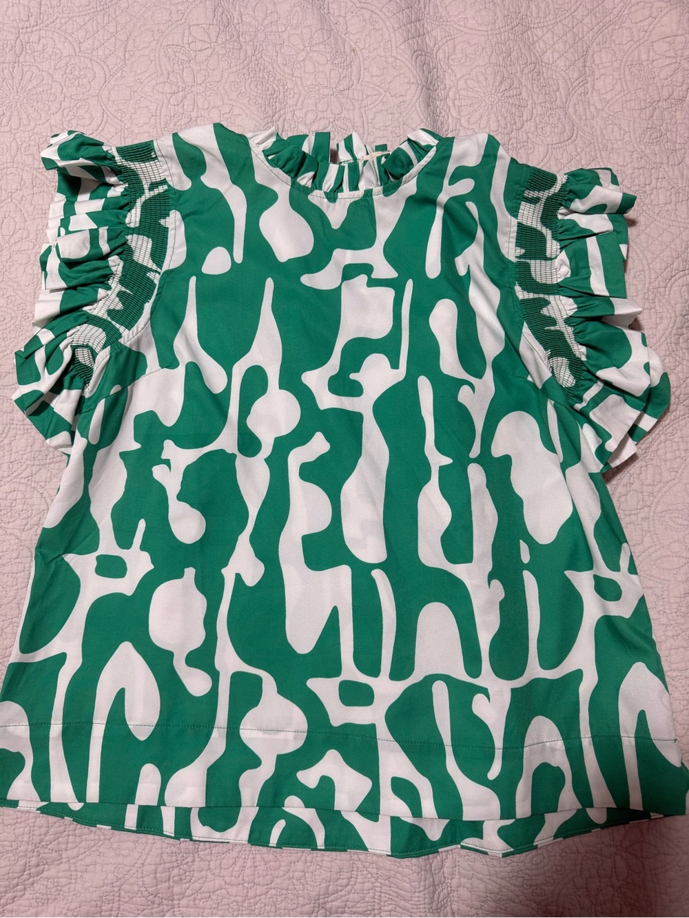 Green and White Abstract Ruffle Sleeve Top
